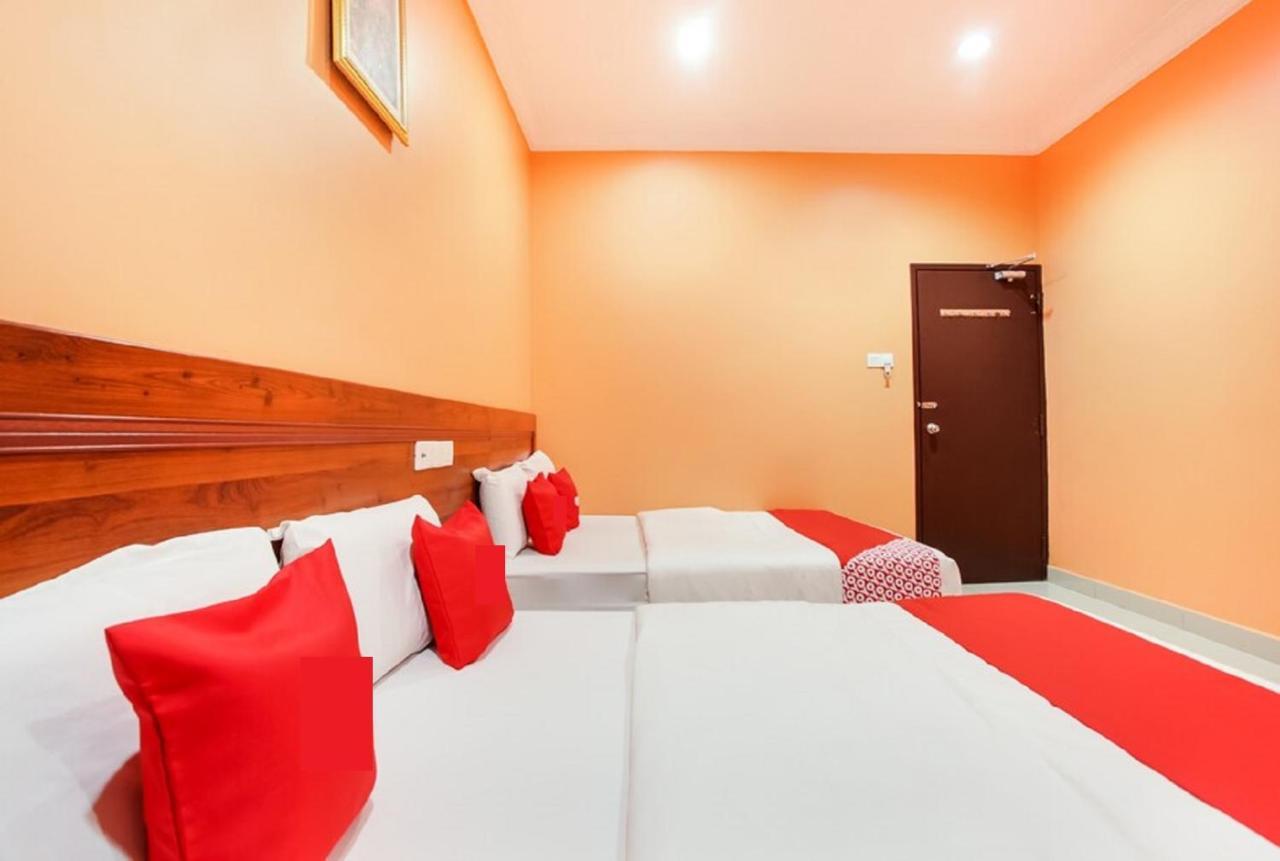 My Town Hotel Ipoh Bagian luar foto
