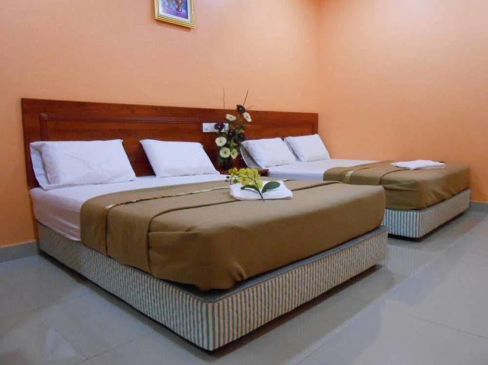 My Town Hotel Ipoh Bagian luar foto