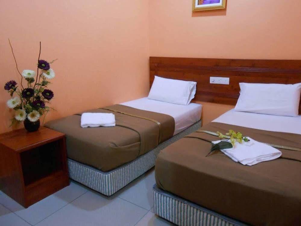My Town Hotel Ipoh Bagian luar foto