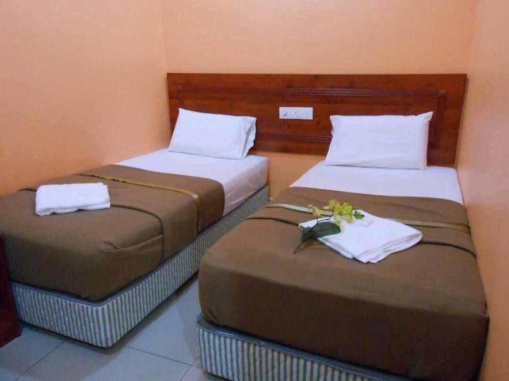 My Town Hotel Ipoh Bagian luar foto